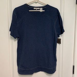 Untucked pullover/jumper